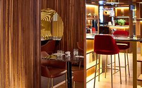 Melia White House Hotel